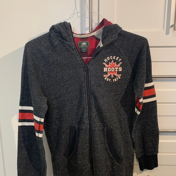 Black Roots Onesie - Picture 3 of 3